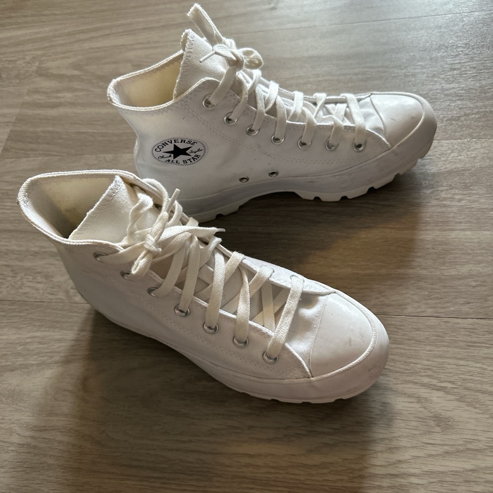 Converse Classic White High-Tops